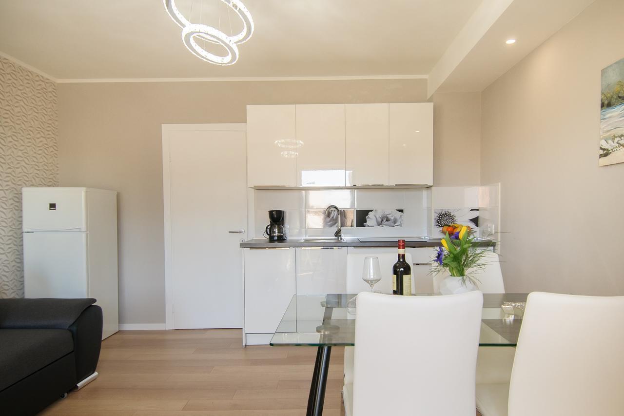 Apartment Motovunska 39 ポレッチ エクステリア 写真